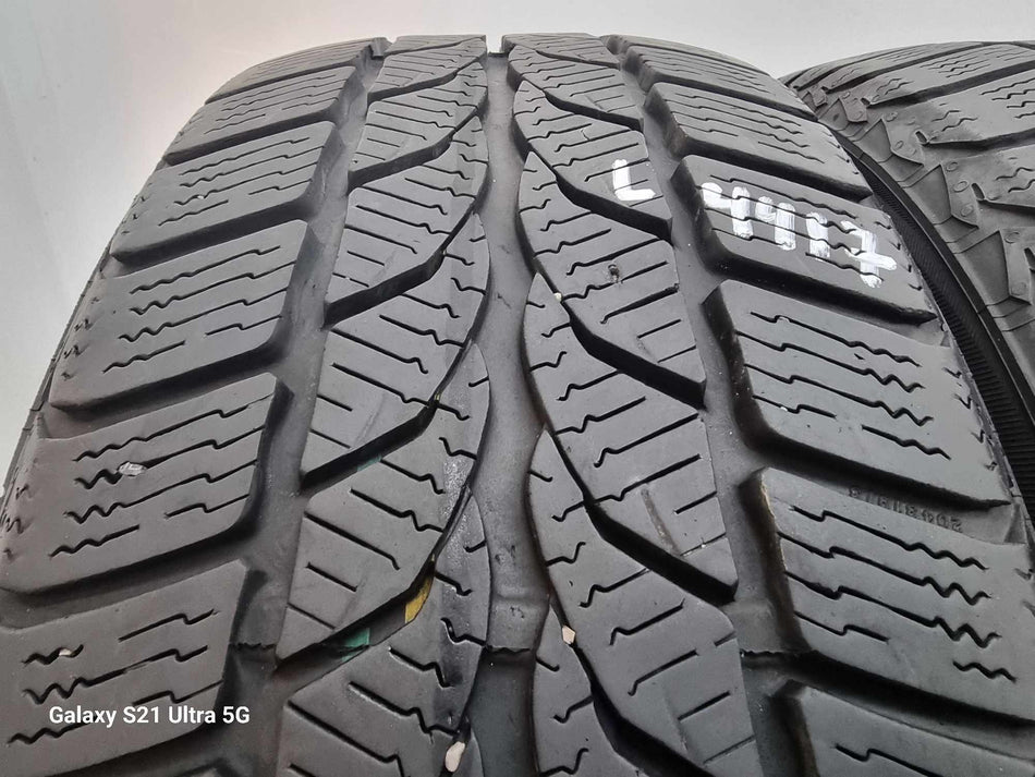 4бр зимни гуми 195/55/16 UNIROYAL L04417