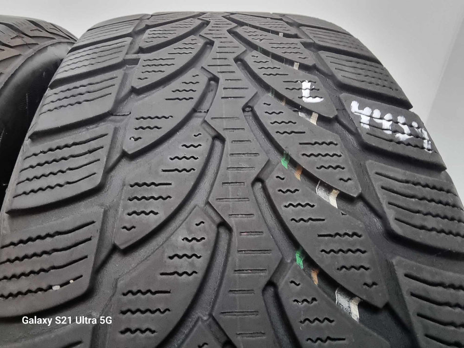2бр зимни гуми 205/55/16 BRIDGESTONE L04434