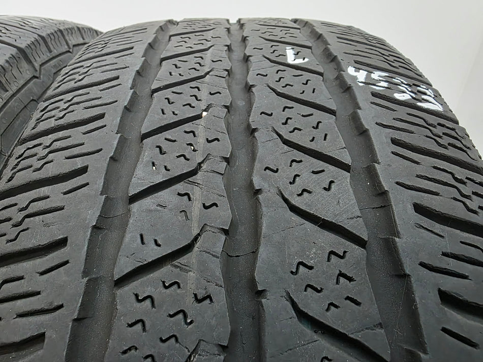 2бр зимни гуми за бус 205/65/16C CONTINENTAL L04533