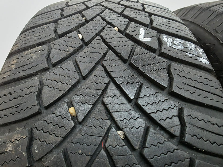 2бр зимни гуми 215/60/17 BRIDGESTONE L04539