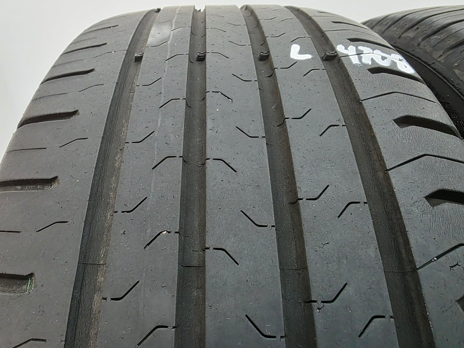 2бр летни гуми 215/55/17 CONTINENTAL L04708