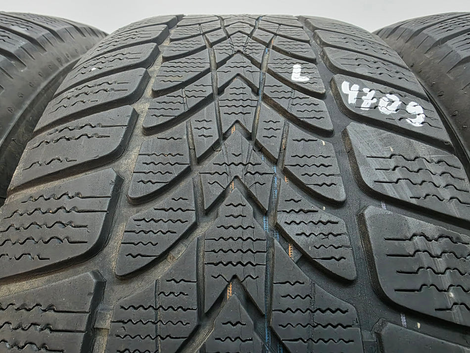 4бр зимни гуми 225/55/17 DUNLOP L04709