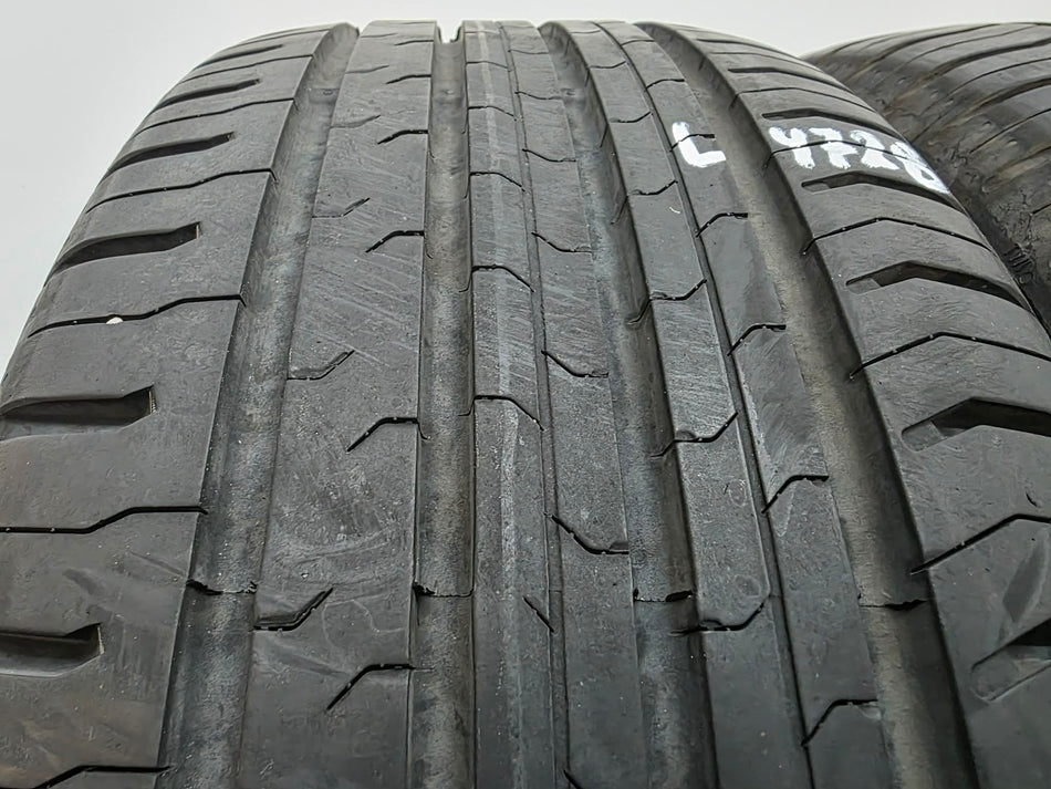2бр летни гуми 215/55/17 CONTINENTAL L04728