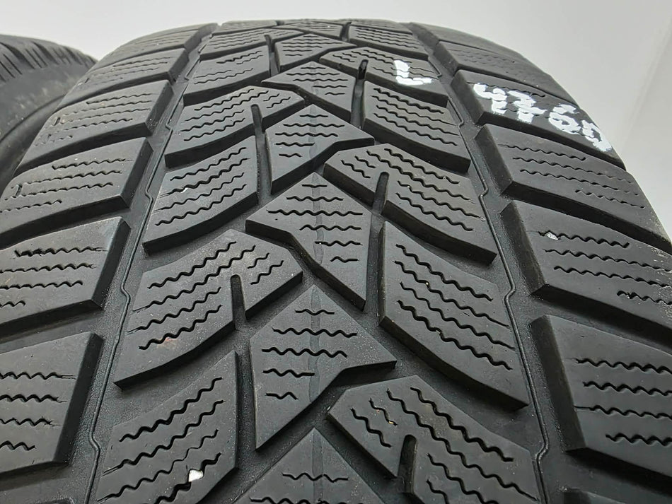 2бр зимни гуми 215/60/16 DUNLOP L04760