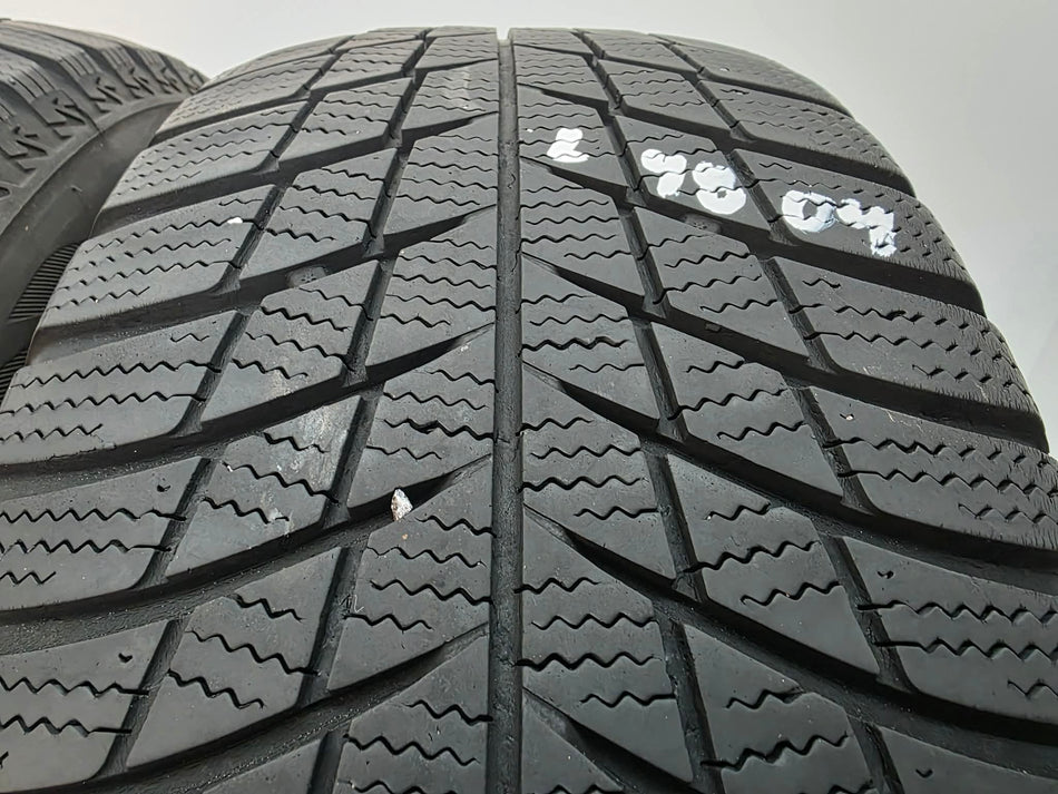 2бр зимни гуми 215/60/16 BRIDGESTONE L04804
