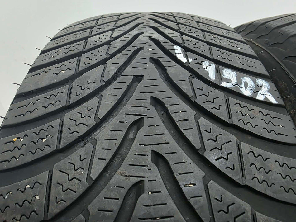 2бр зимни гуми 185/55/15 APOLLO L04902