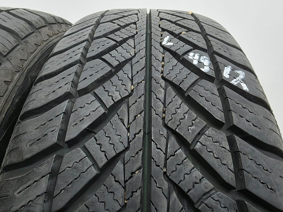 2бр зимни гуми 205/60/16 GOODYEAR L04912