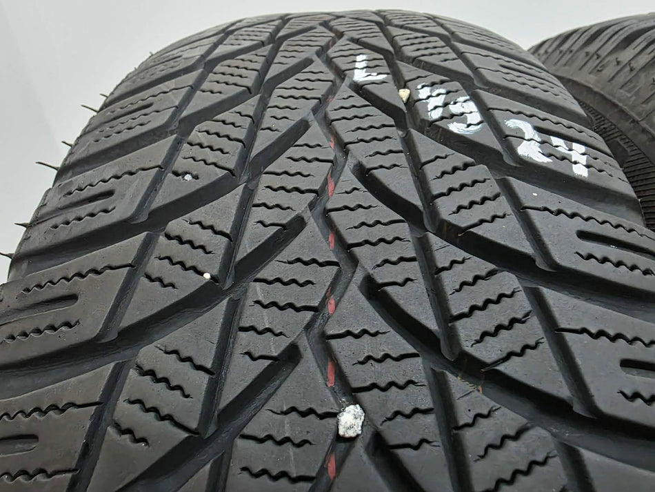 2бр зимни гуми 185/65/15 LASSA L04924