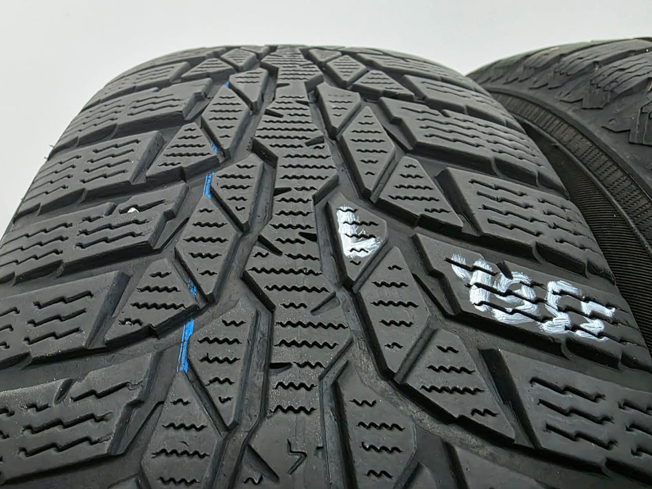2бр зимни гуми 185/60/15 NOKIAN L04955
