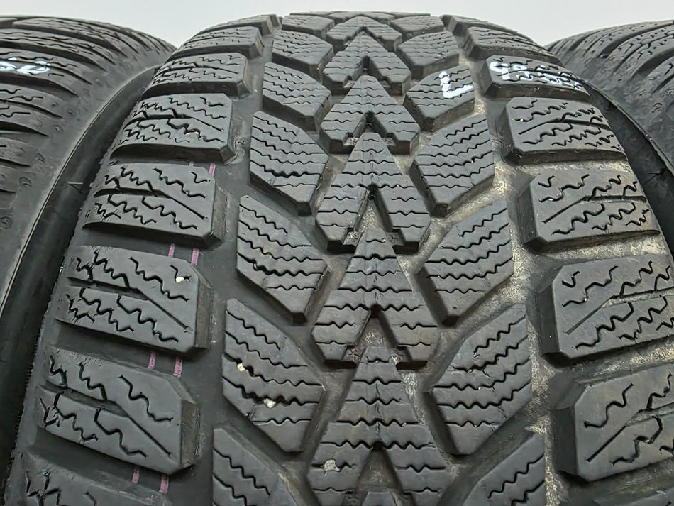 4бр зимни гуми 195/50/15 DUNLOP L04960