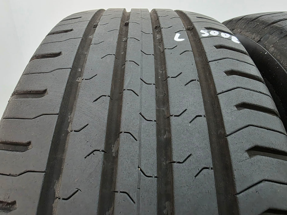 2бр летни гуми 215/60/17 CONTINENTAL L05008