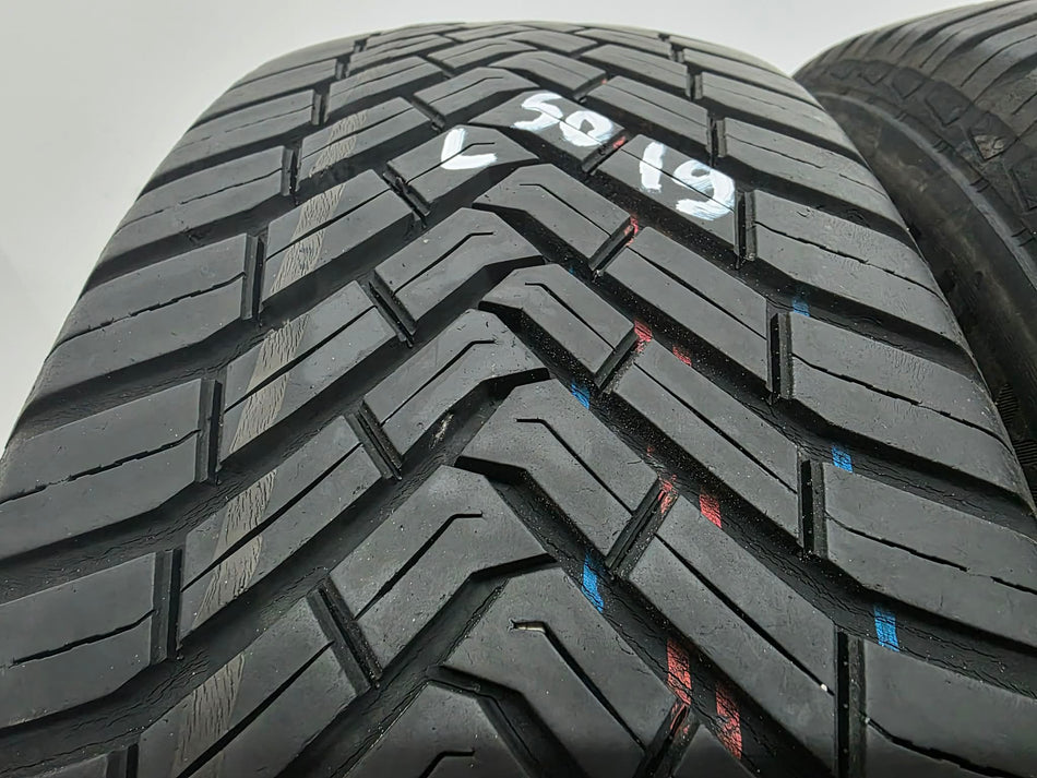 2бр всесезонни гуми 175/65/14 CONTINENTAL L05019