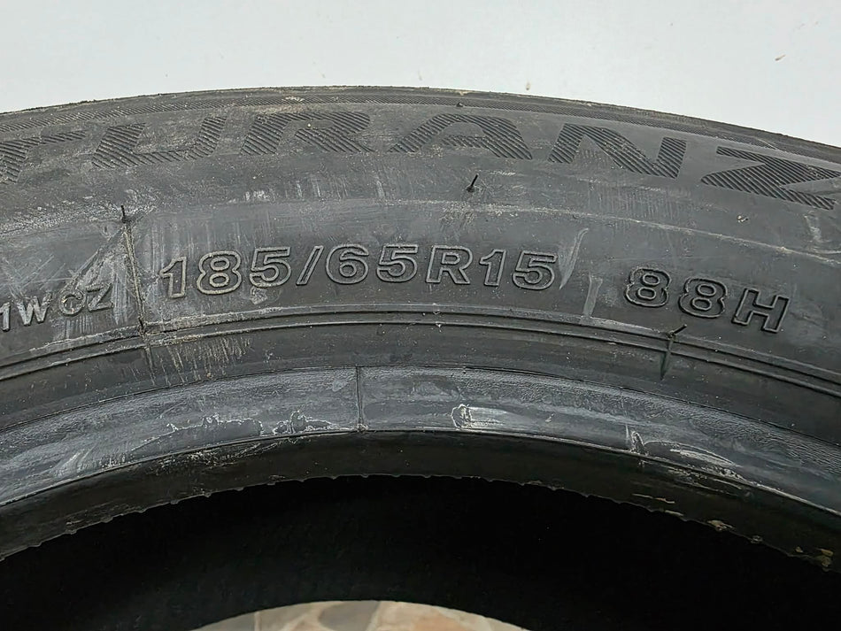 1бр летна гума 185/65/15 BRIDGESTONE L05054