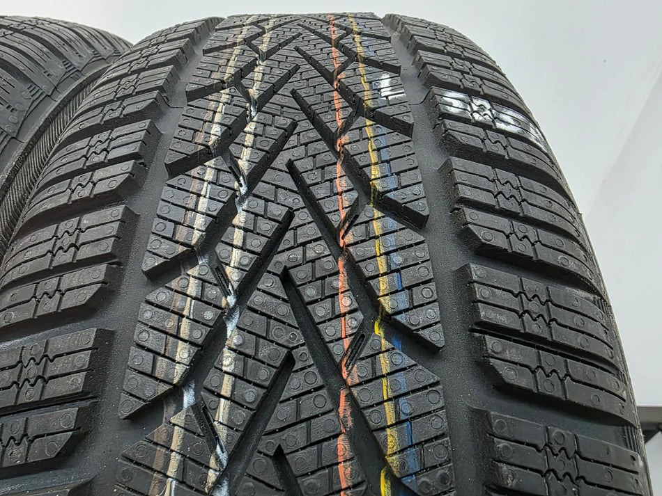 2бр зимни гуми 195/50/15 SEMPERIT L05058