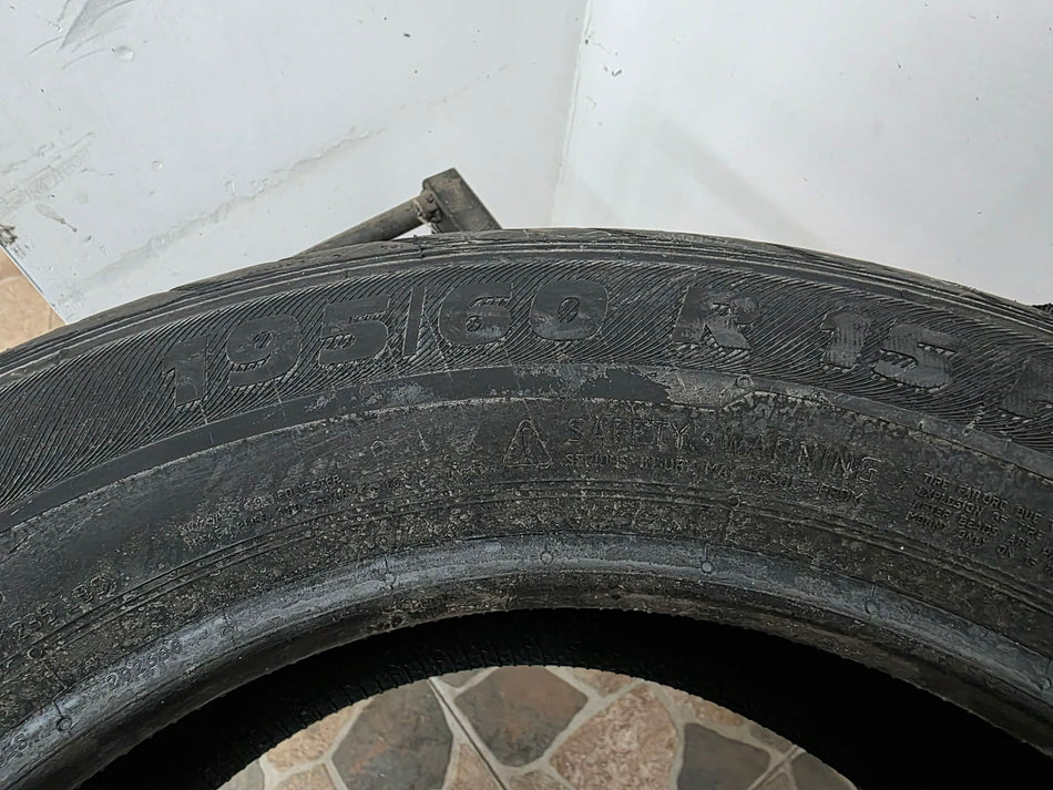 1бр летна гума 195/60/15 SEMPERIT L05066