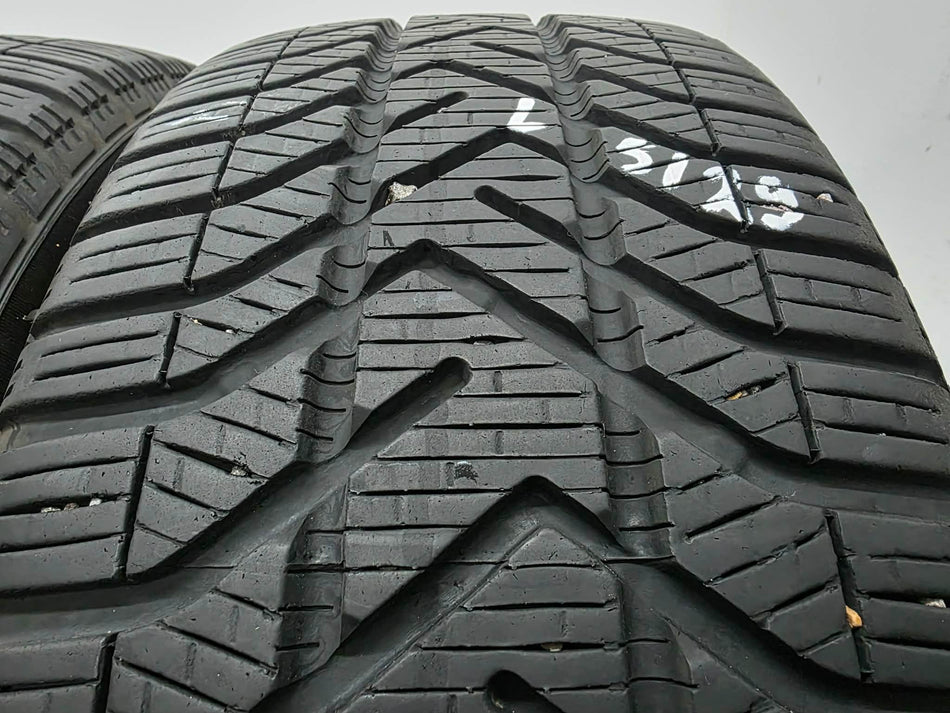 4бр зимни гуми 205/55/16 PIRELLI L05129