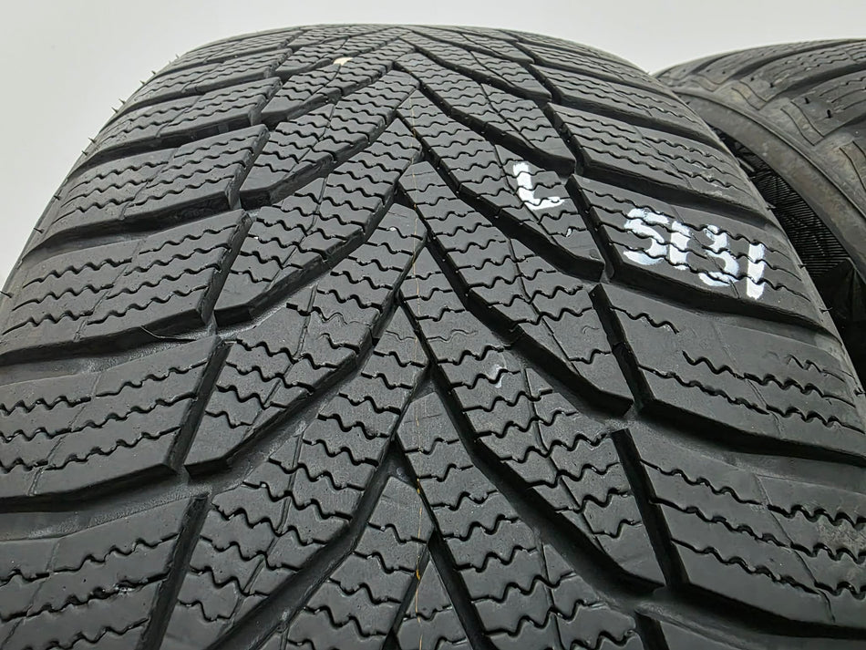 2бр зимни гуми 215/55/17 NEXEN L05131