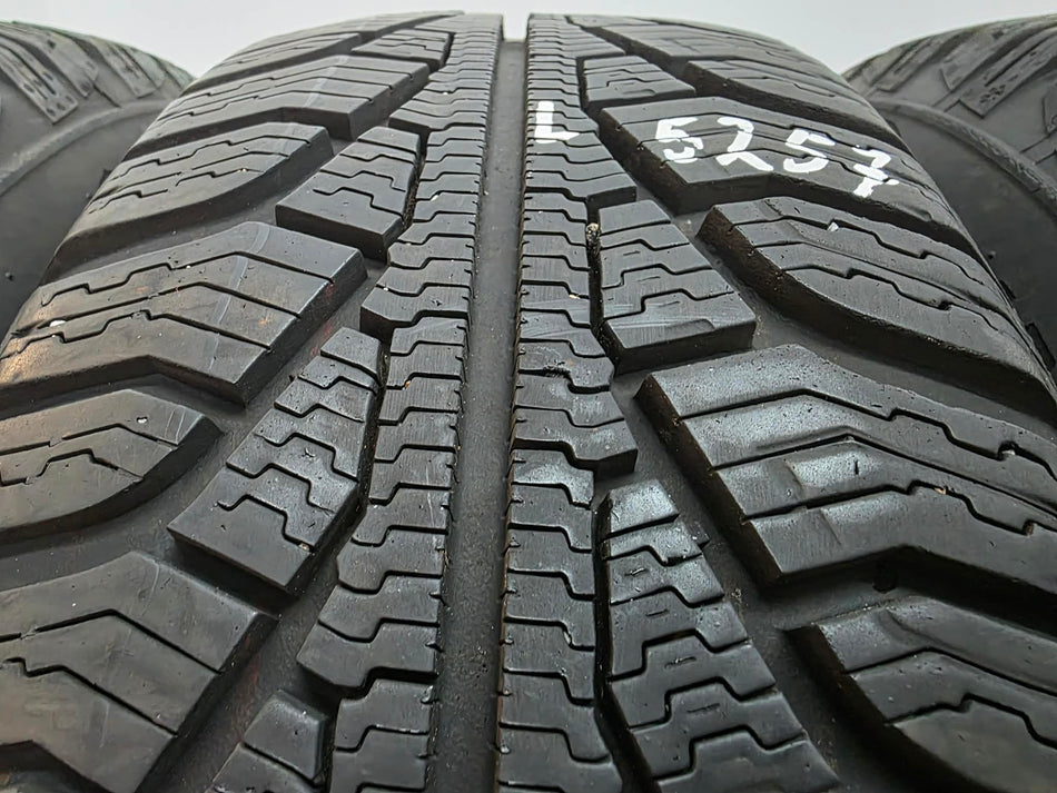 4бр зимни гуми 195/65/15 UNIROYAL L05257