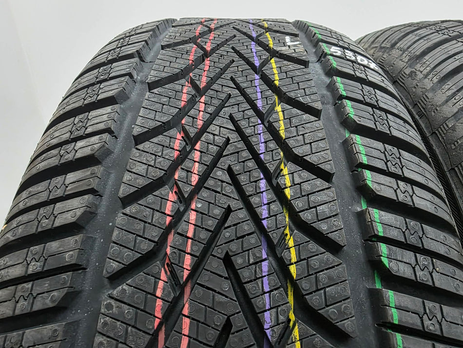 2бр зимни гуми 235/60/16 SEMPERIT L05307