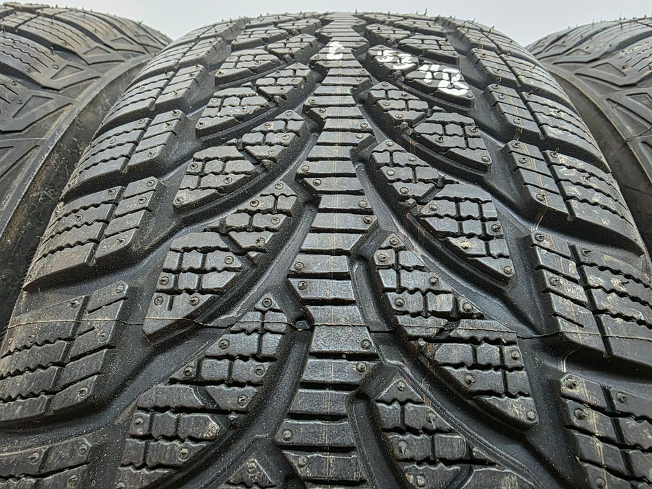 4бр зимни гуми 205/60/16 BRIDGESTONE L05348