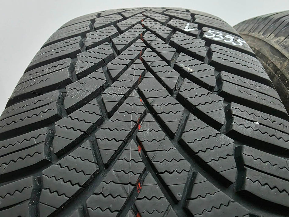 2бр зимни гуми 215/65/17 BRIDGESTONE L05395
