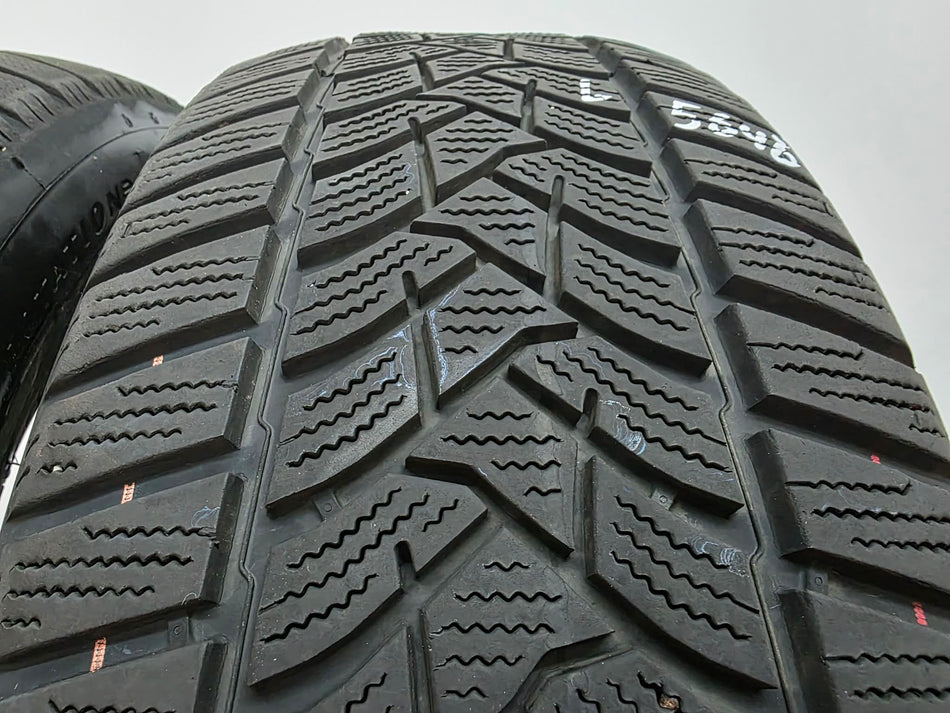 2бр зимни гуми 205/60/16 DUNLOP L05646