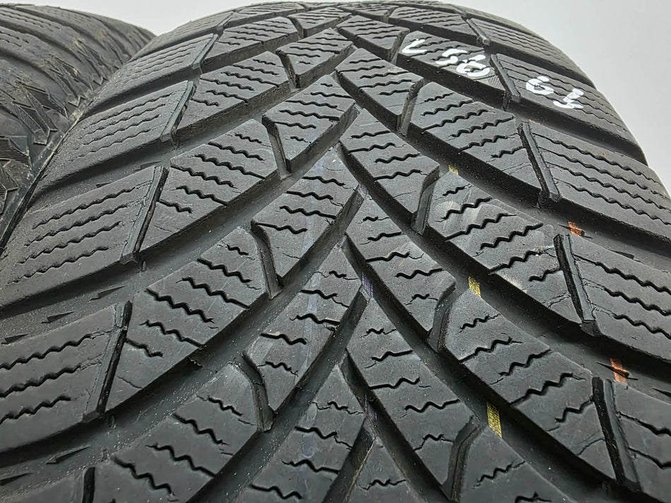 2бр зимни гуми 215/65/17 SEMPERIT L05661
