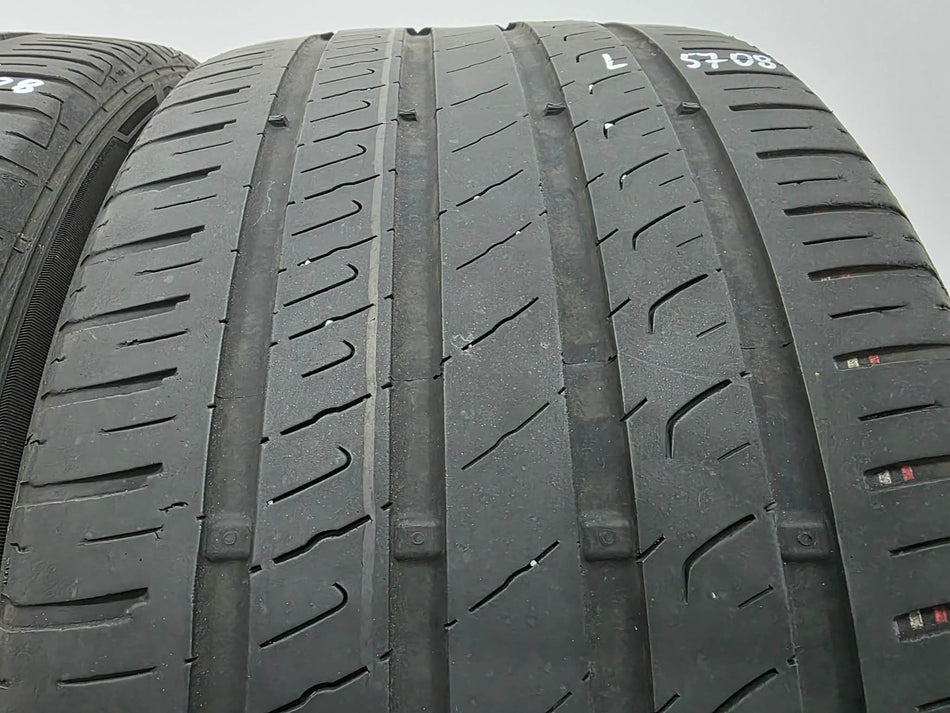2бр летни гуми 255/40/19 BARUM L05708