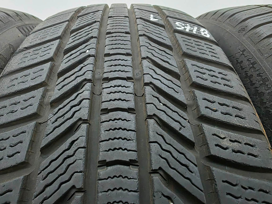 4бр зимни гуми 205/55/17 CONTINENTAL L05718