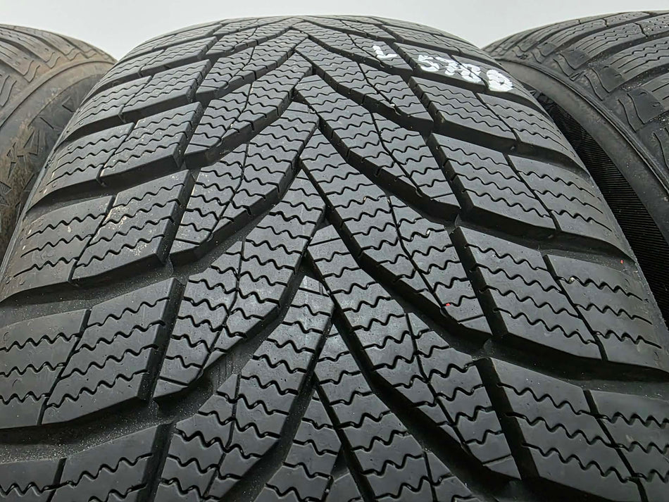 4бр зимни гуми 215/55/17 NEXEN L05780