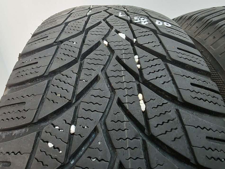2бр зимни гуми 195/65/15 LASSA L05800