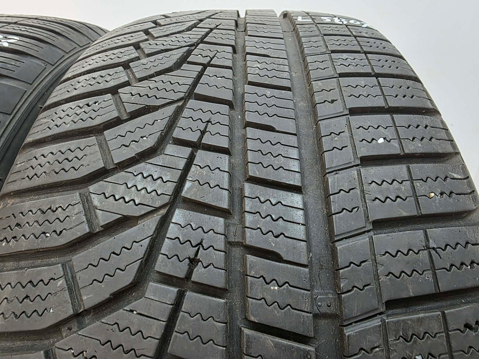 2бр зимни гуми 205/55/17 HANKOOK  L05802