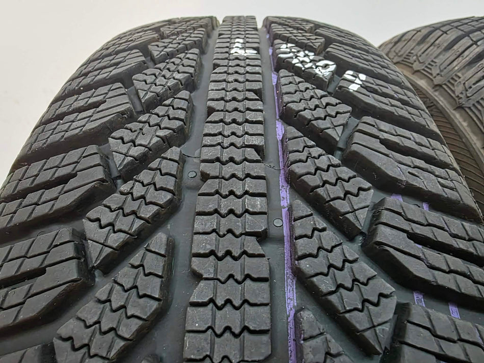 2бр зимни гуми 185/65/14 SEMPERIT L05804