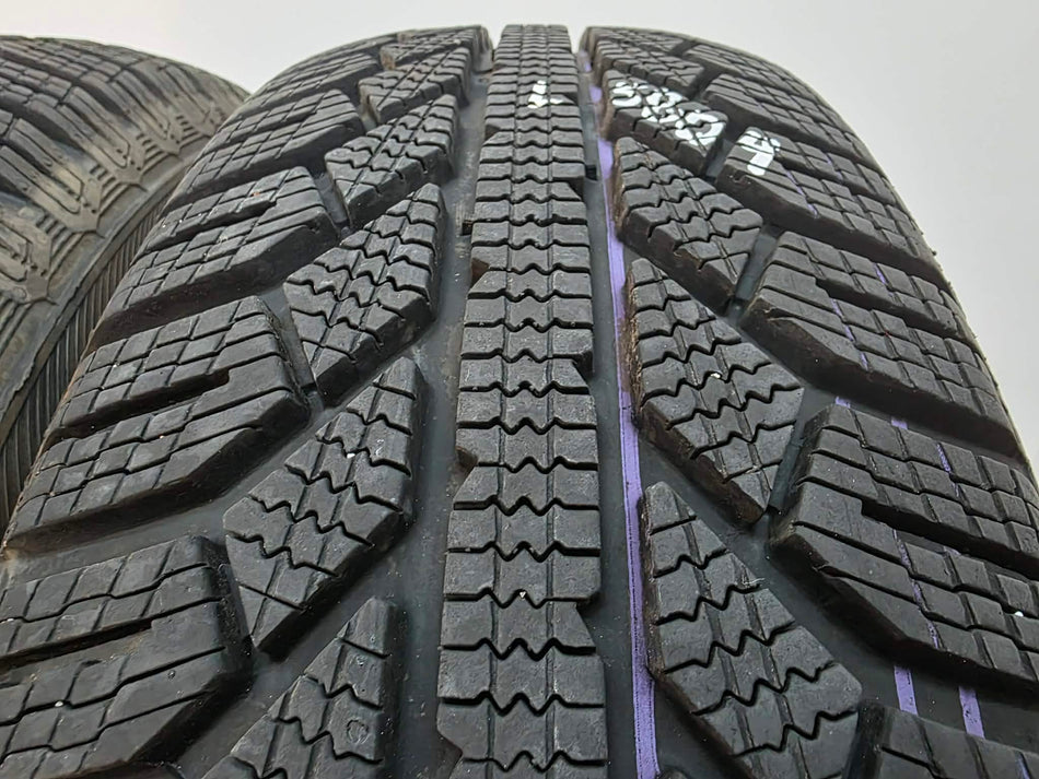 2бр зимни гуми 185/65/14 SEMPERIT L05804