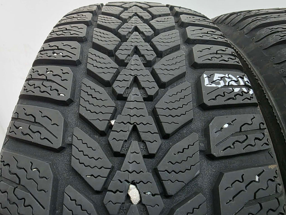 2бр зимни гуми 185/65/15 DUNLOP L05815