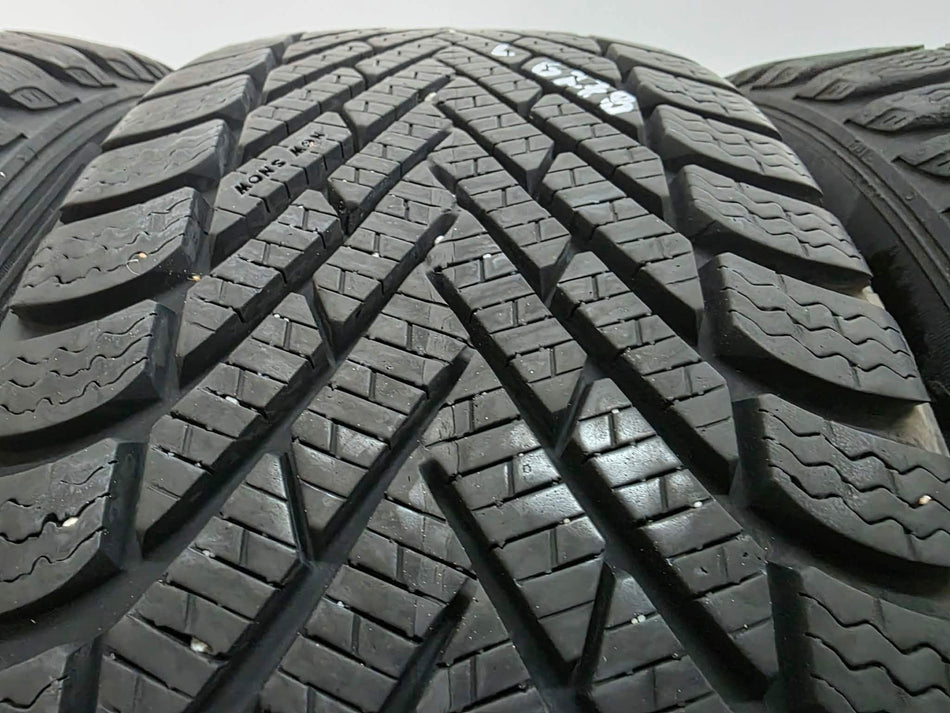 4бр зимни гуми 195/45/16 PIRELLI L06278