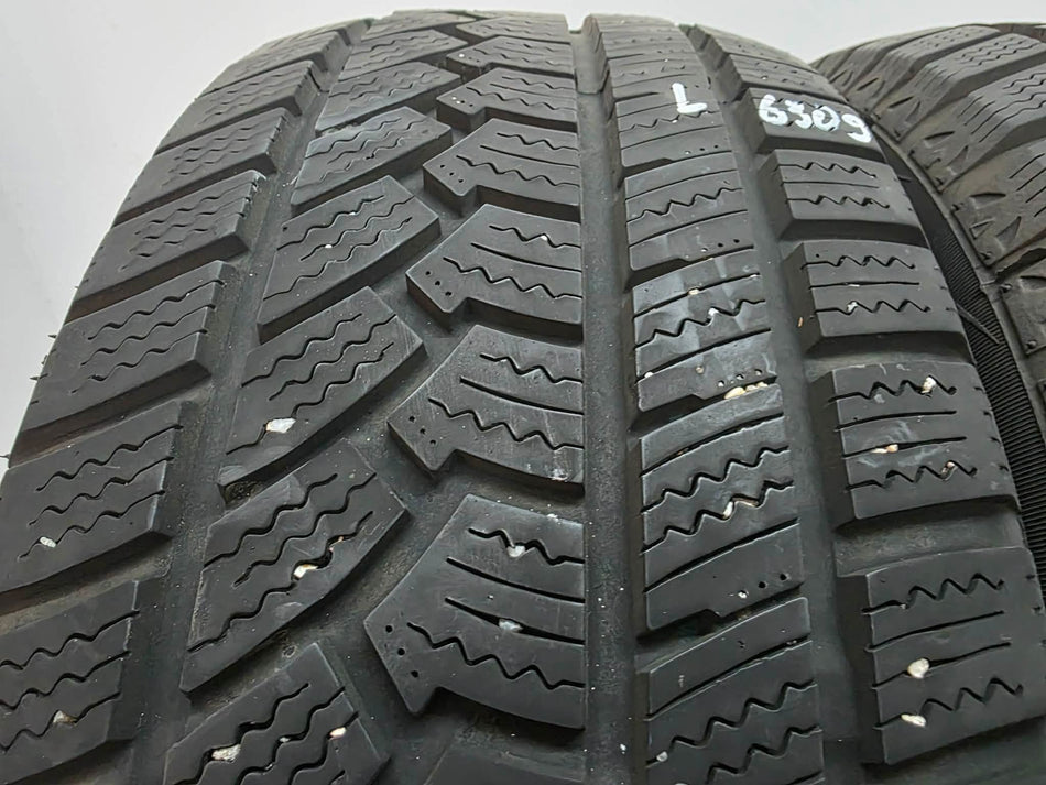 2бр зимни гуми 205/55/16 TORQUED L06309