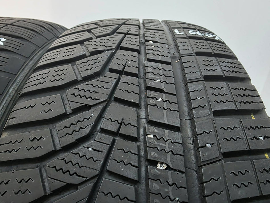 2бр зимни гуми 205/60/16 HANKOOK L06602