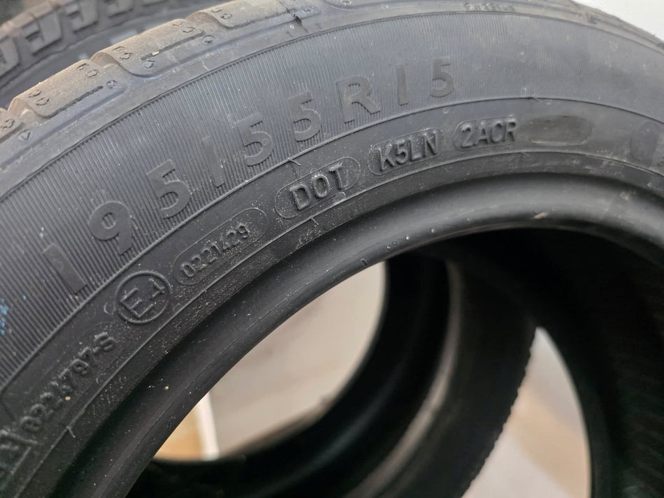 1бр лятна гума 195/55/15 DUNLOP L06644
