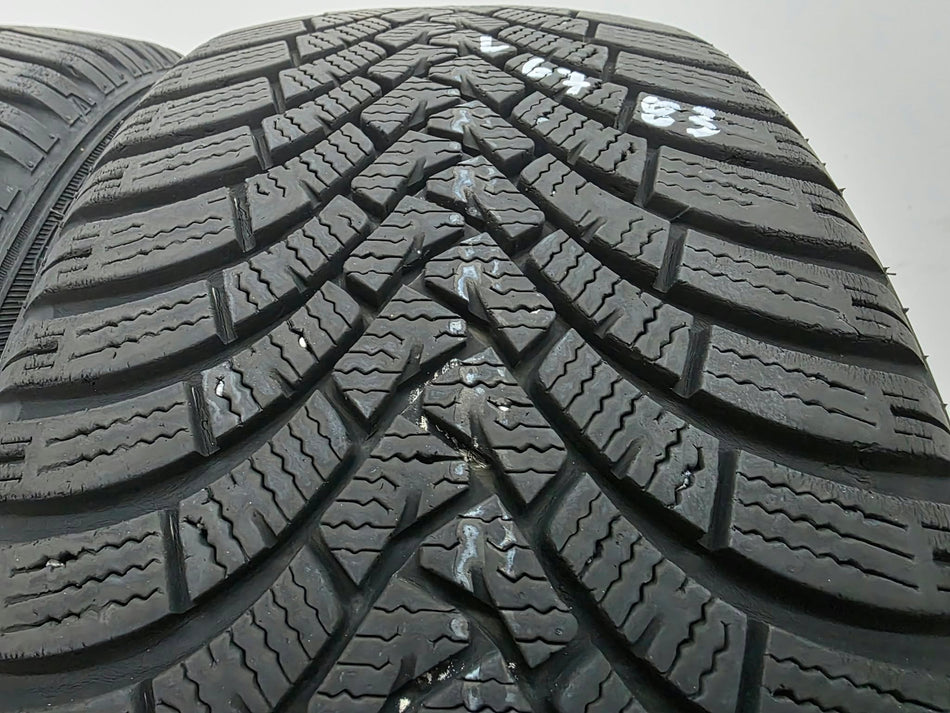 2бр зимни гуми 215/45/18 FALKEN L06783
