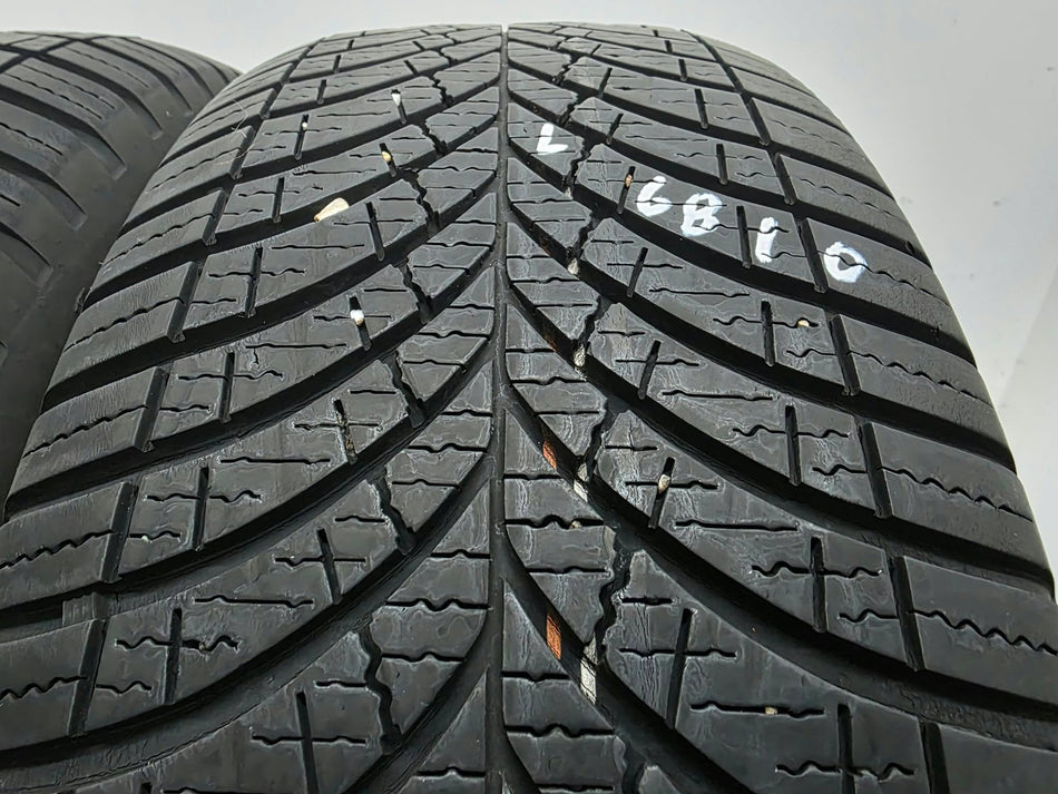 2бр всесезонни гуми 215/60/17 GOODYEAR L06810