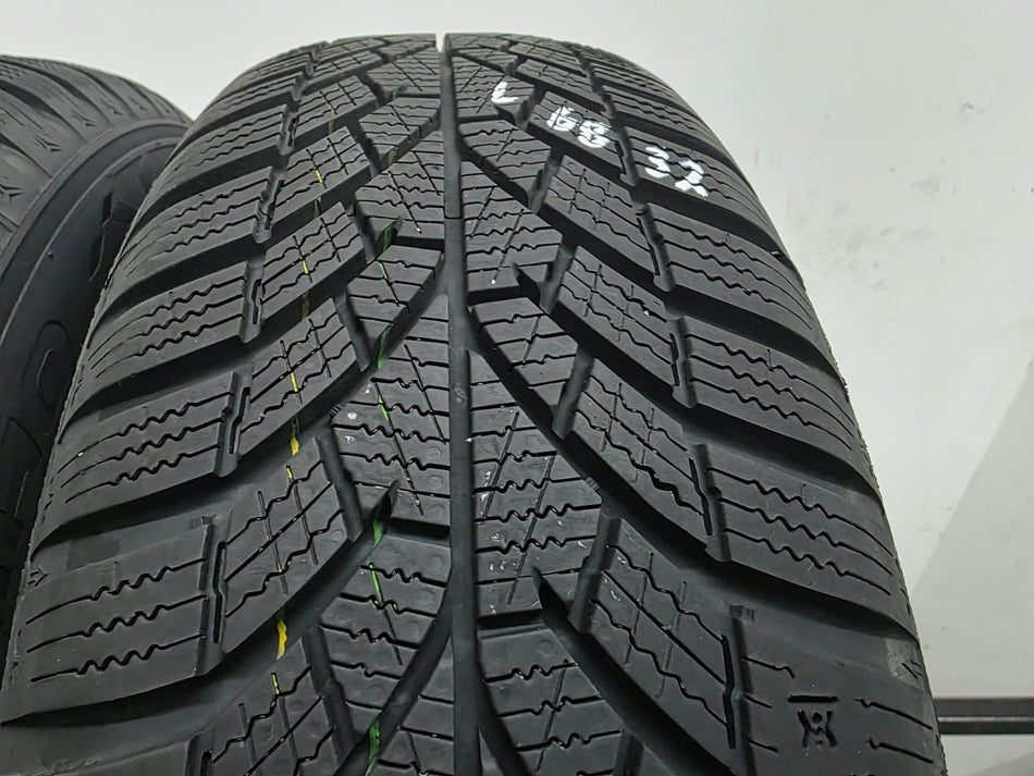 2бр зимни гуми 185/65/15 KUMHO L06832