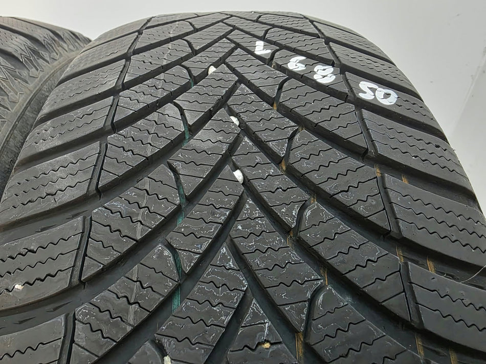 2бр зимни гуми 215/55/17 SEMPERIT L06850