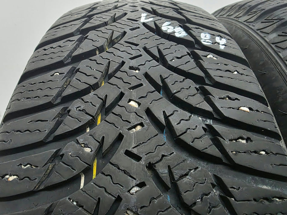 2бр зимни гуми 185/65/15 KUMHO L06884