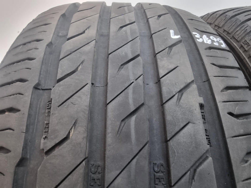 2бр летни гуми 235/55/17 SEMPERIT L03699