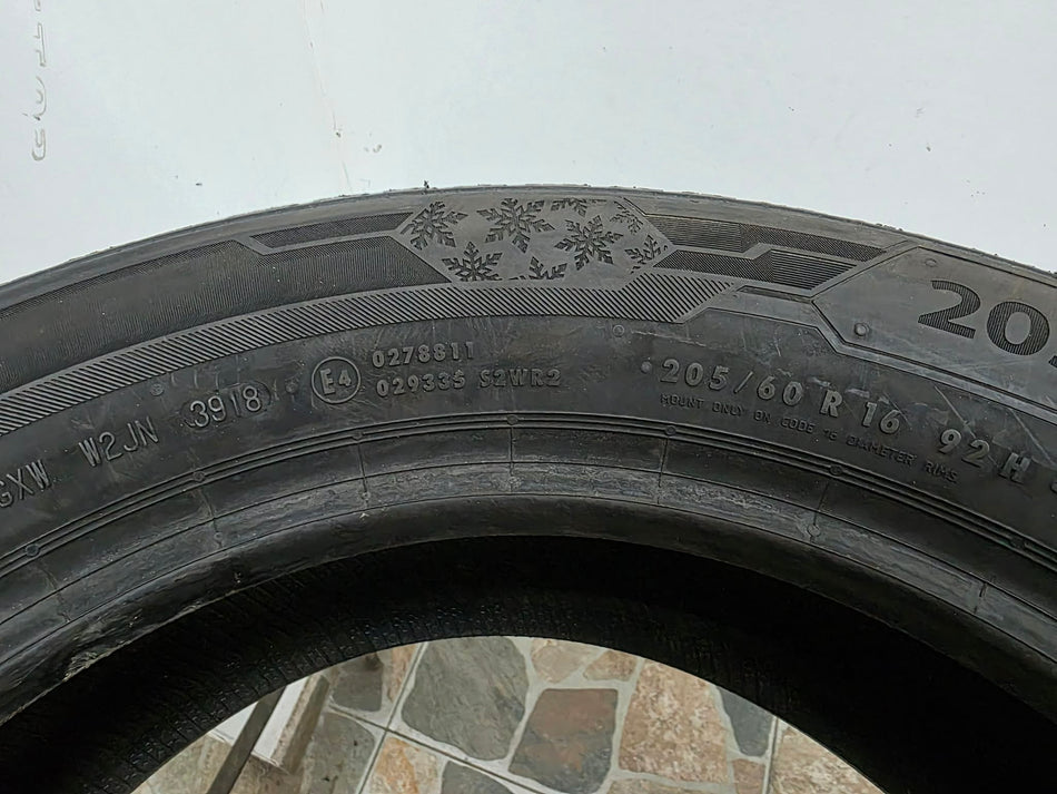 1бр зимна гумa 205/60/16 BARUM L05320