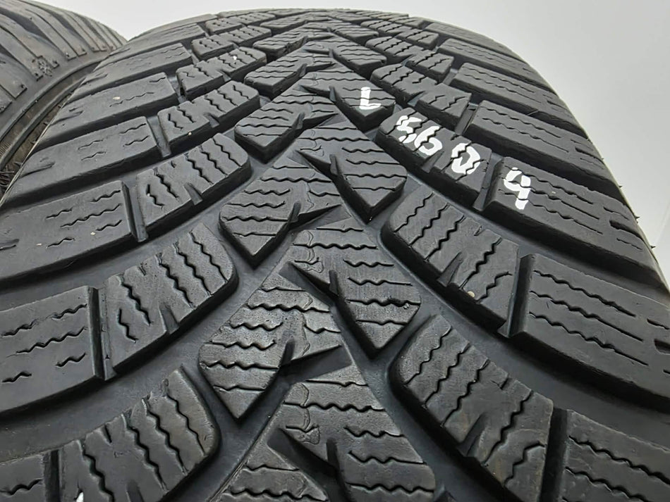 2бр зимни гуми 225/60/17 FALKEN L05604